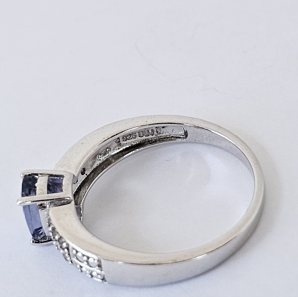 Genuine Tanzanite & Diamond Ring Sterling Silver Size 8! - Picture 6 of 12